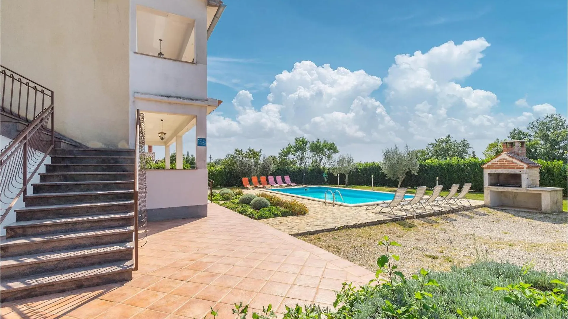 Beautiful Home In Visnjan With Wifi Holiday home
