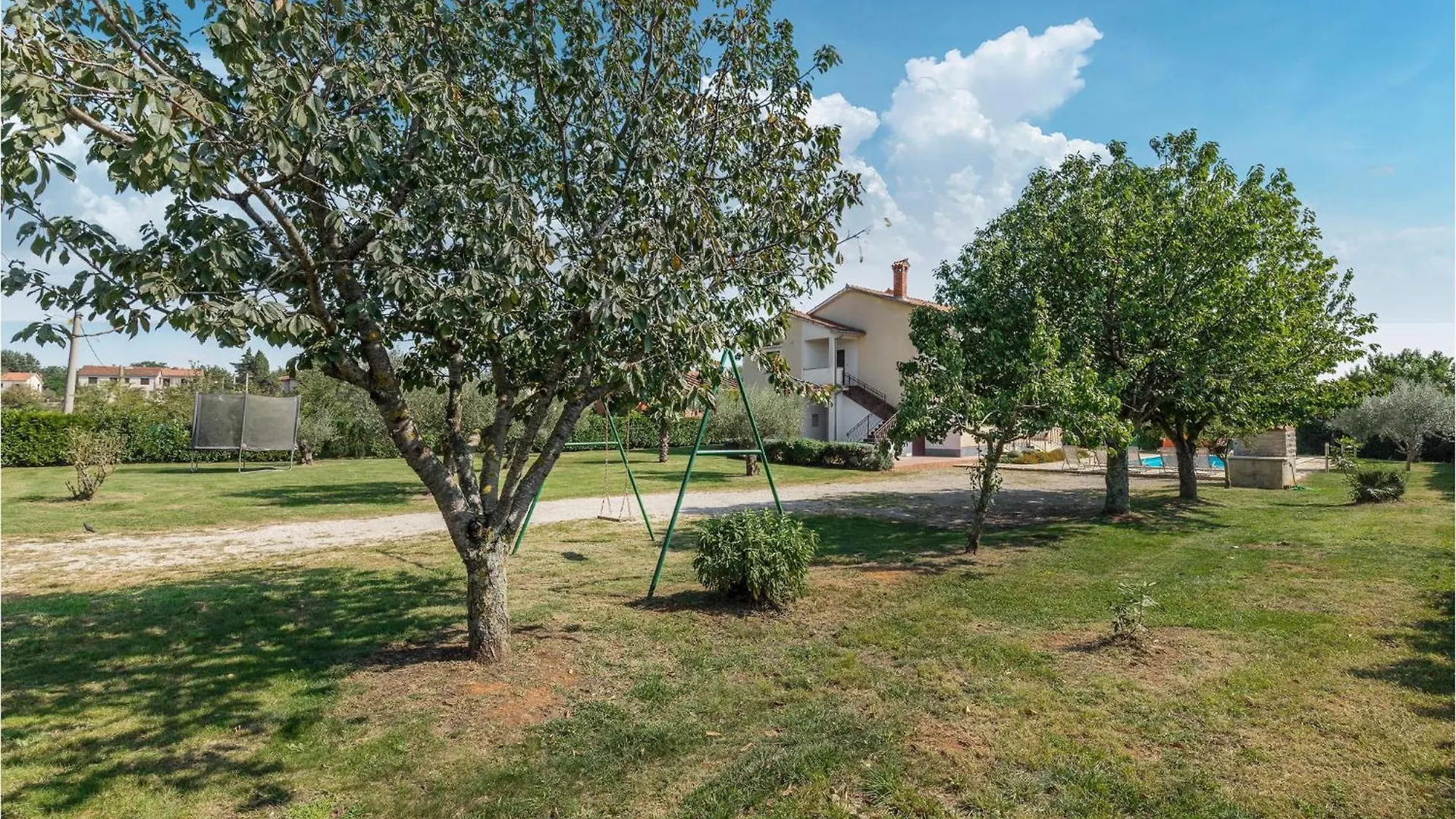 Beautiful Home In Visnjan With Wifi